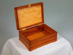 Rainbow Branch Box