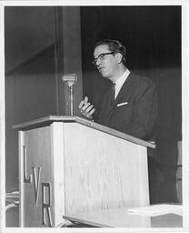 Dr. Taylor at Nelson Seminar